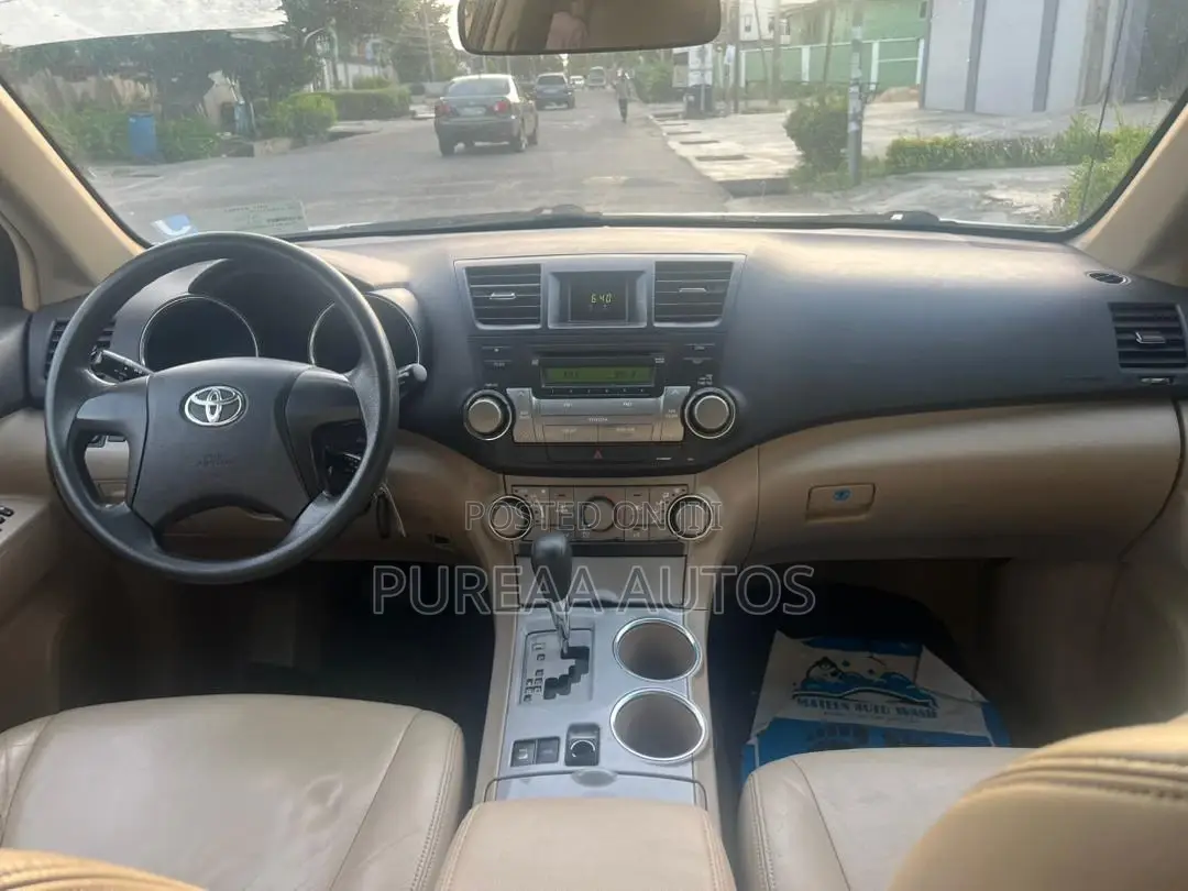 Toyota Highlander 4x4 2008 White