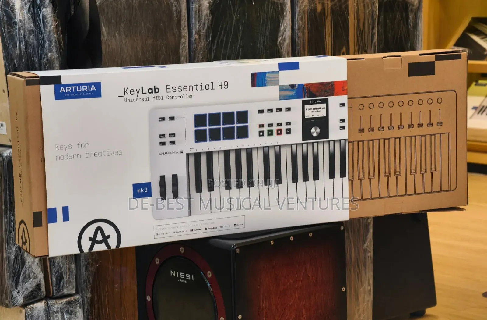 Aturia Keylab Essential 49 Universal Midi Controller