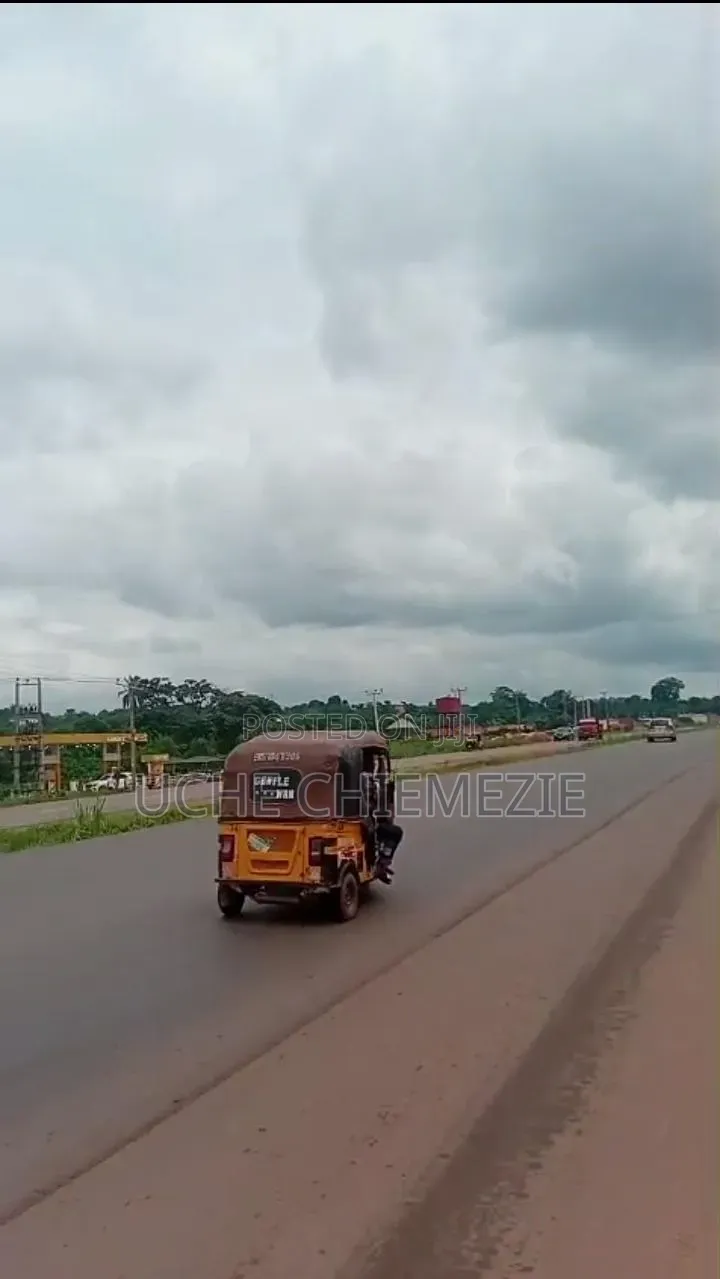 3500sqm of Land (7bplots) Along Portharcourt / Enugu Express Road