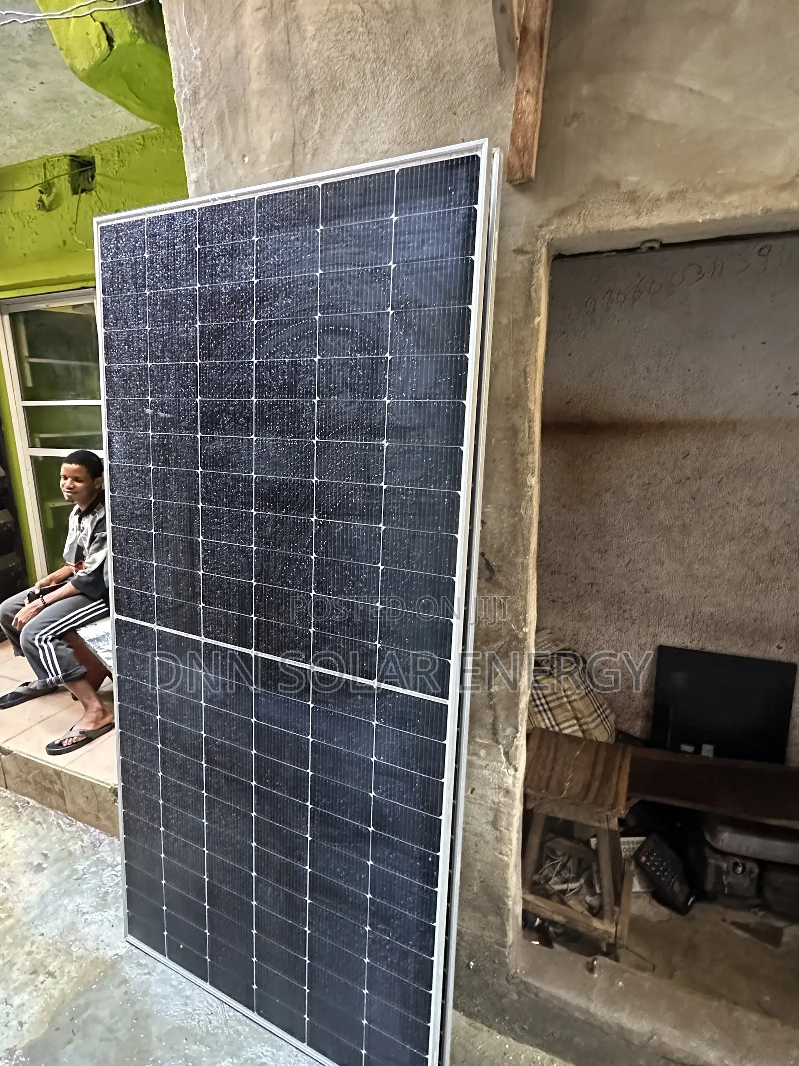 650w Canadian Solar Panels