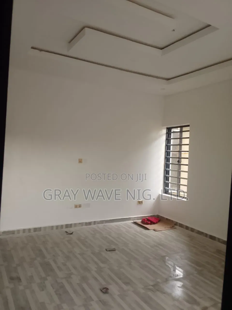 4bdrm Duplex in Sabon Lugbe for sale