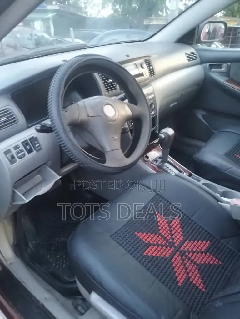 Toyota Corolla LE 2005 Red