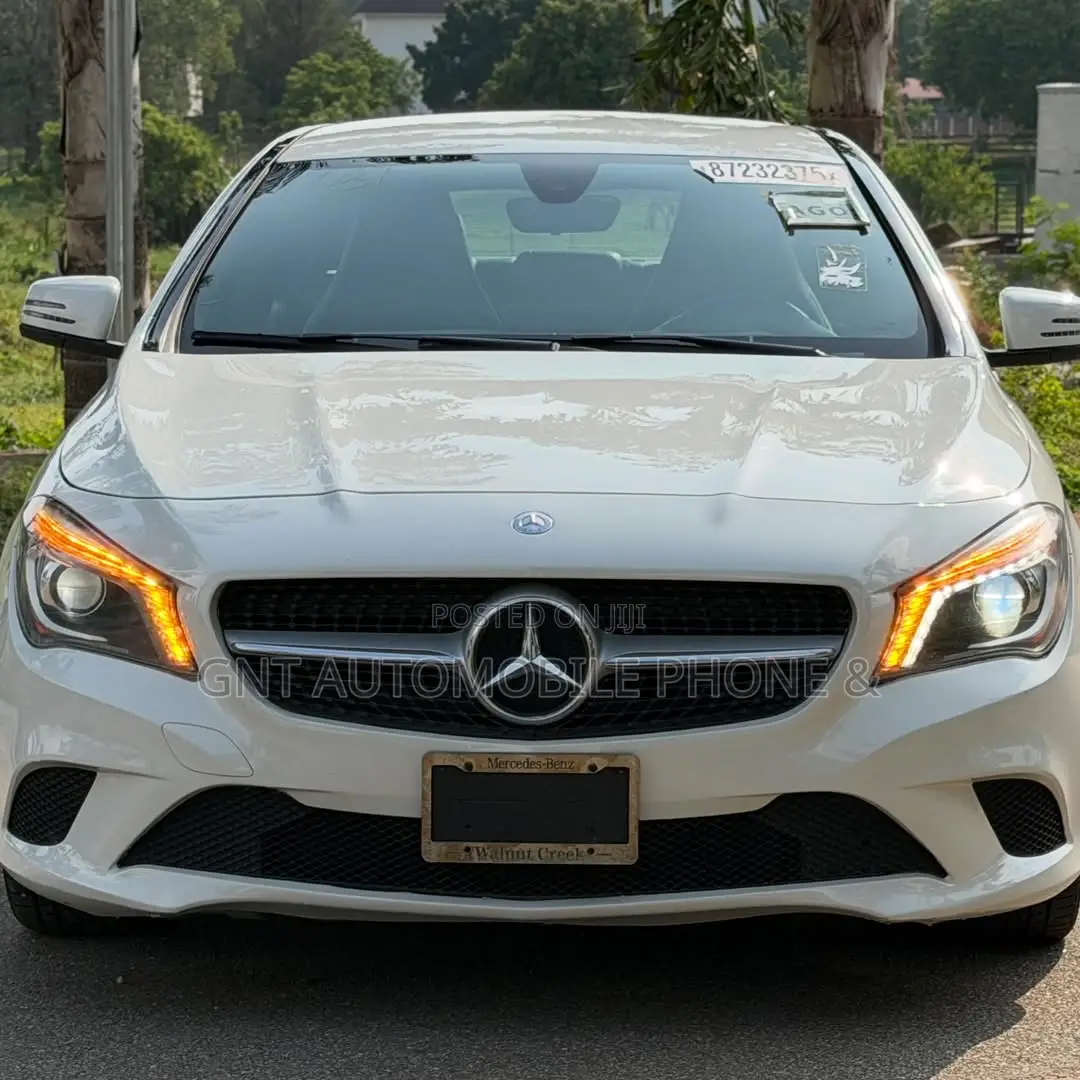 Mercedes-Benz GLA 250 2015 White