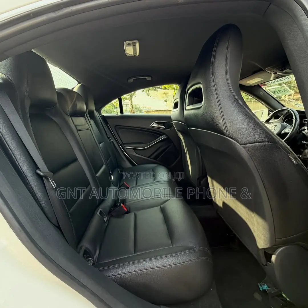 Mercedes-Benz GLA 250 2015 White