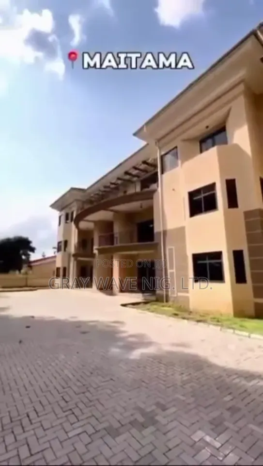 7bdrm Mansion in Maitama for sale