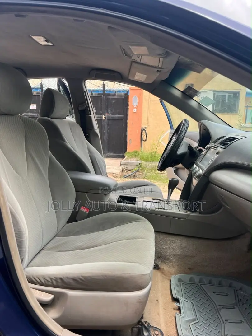 Toyota Camry LE 4dr Sedan (2.4L 4cyl 5A) 2008 Blue