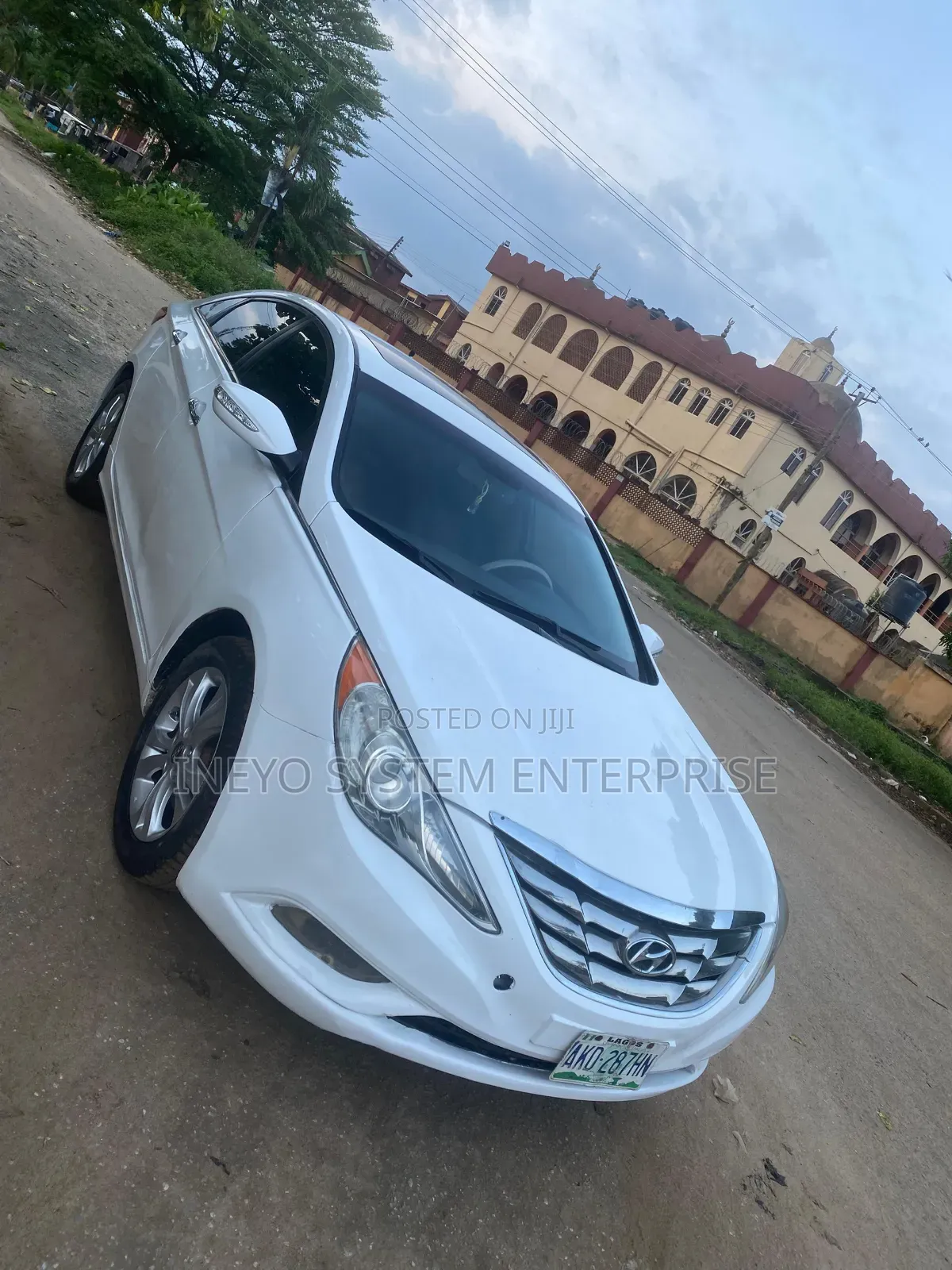 Hyundai Sonata 2012 White