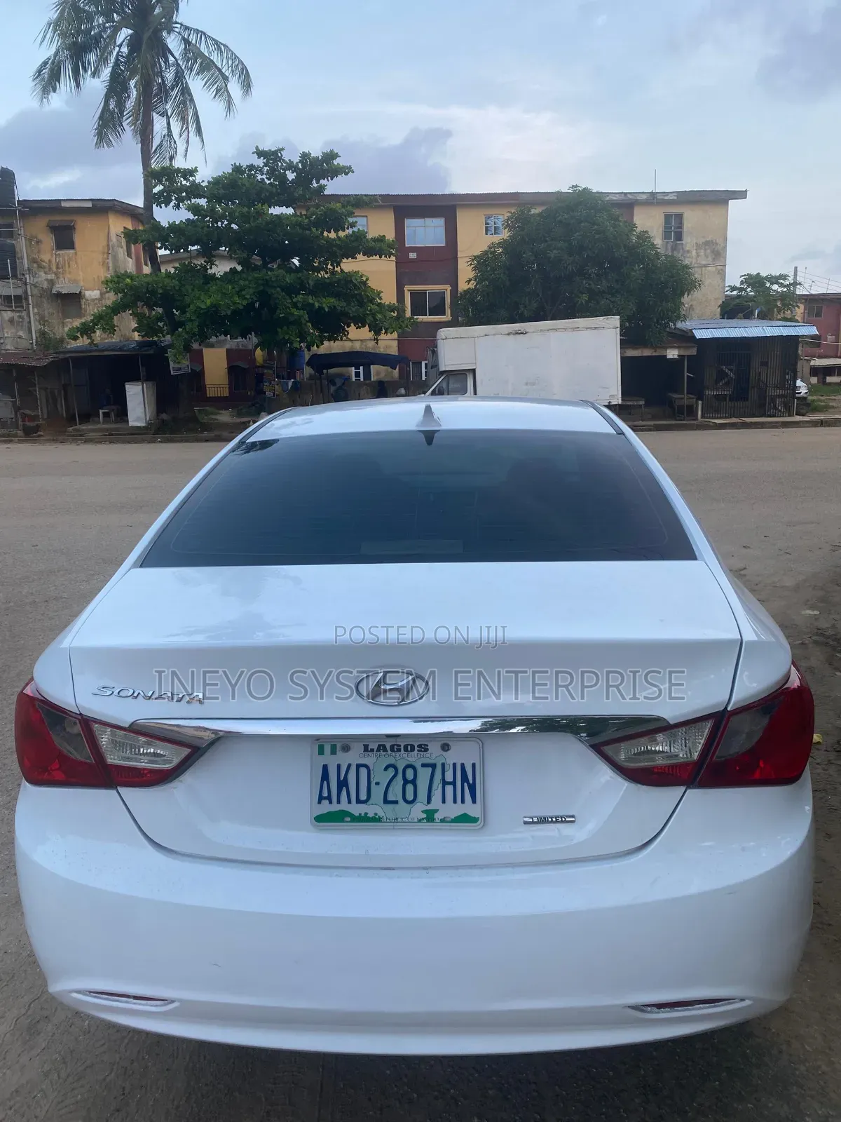 Hyundai Sonata 2012 White