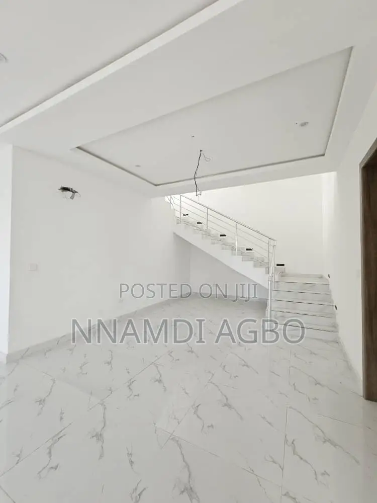 3bdrm Duplex in Abraham Adesanya Estate for sale