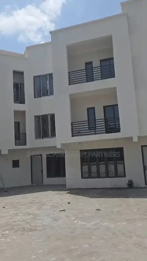 4bdrm Duplex in Katampe (Main) for sale
