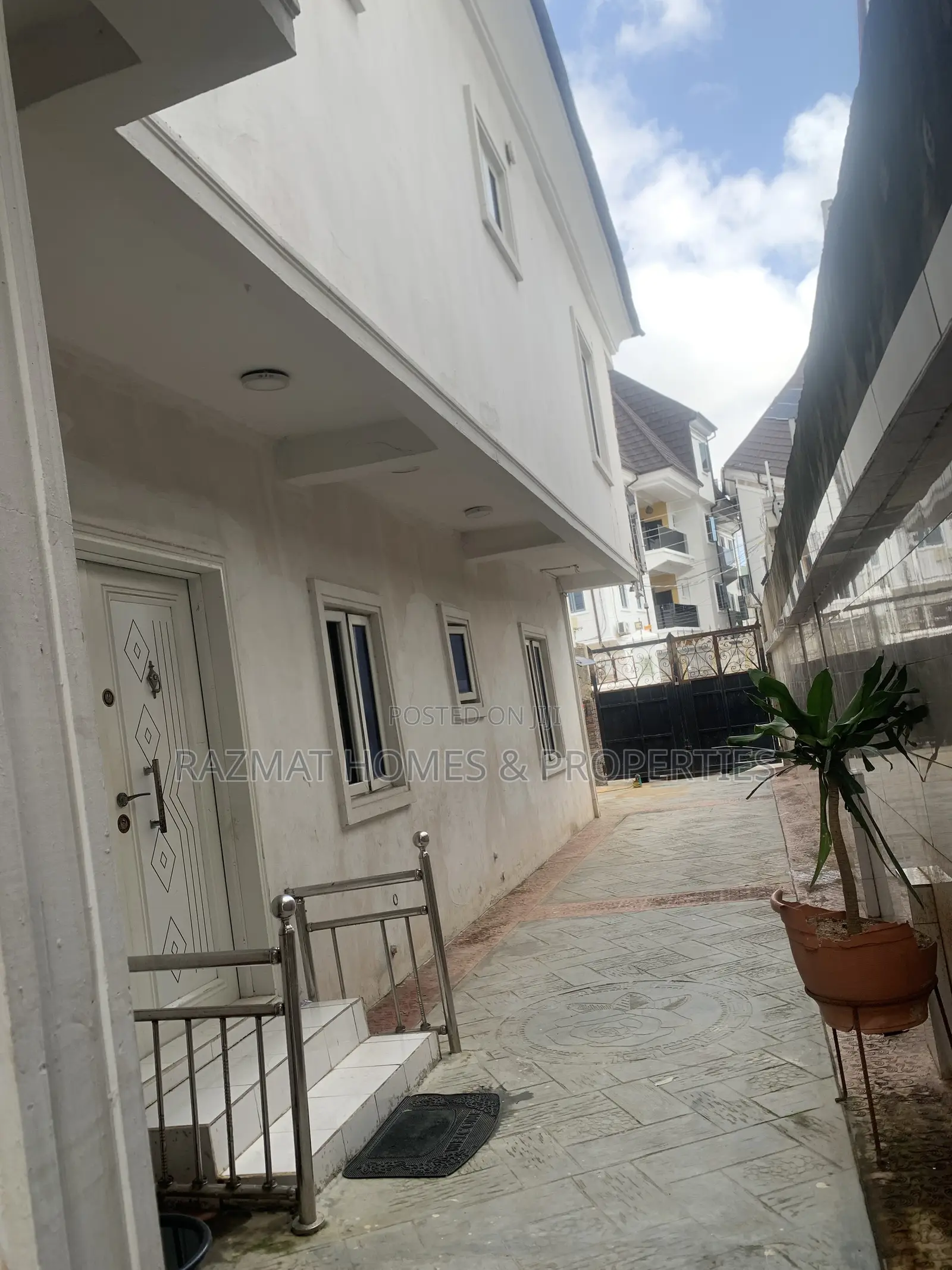 5bdrm Duplex in Aguda / Surulere for sale