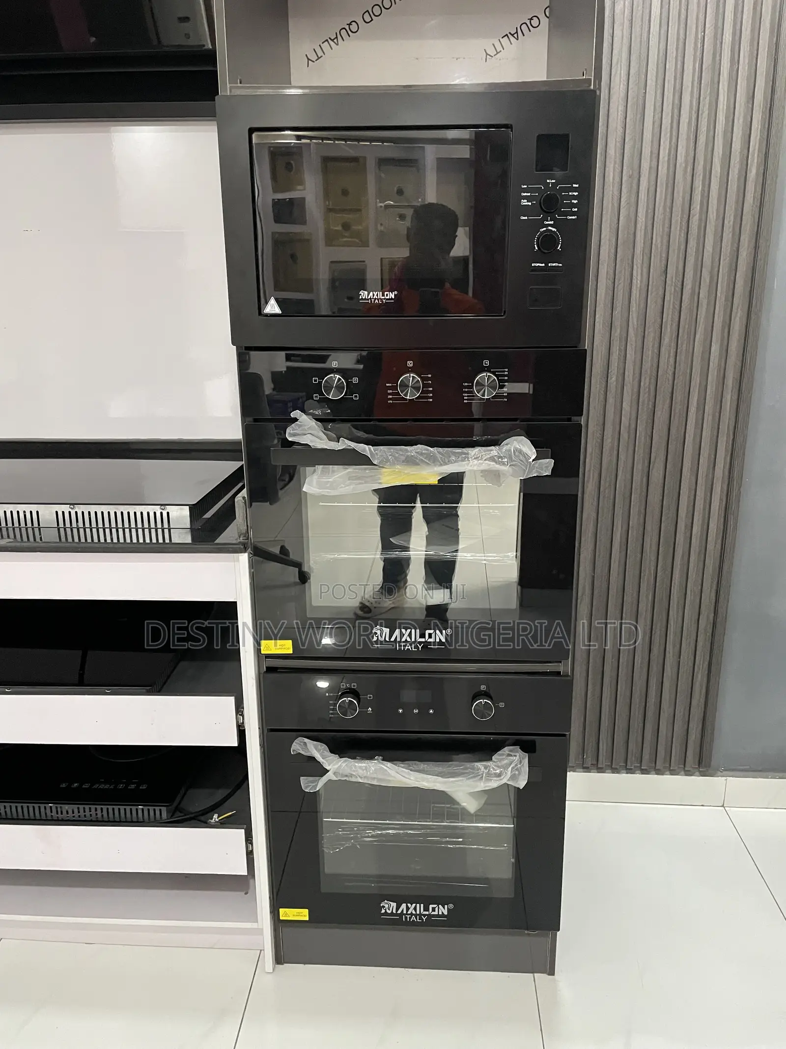 Inbuilt in Digital Microwave
