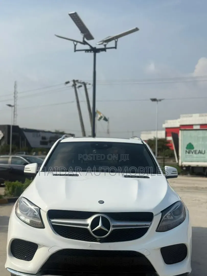 Mercedes-Benz GLE-Class 2016 White