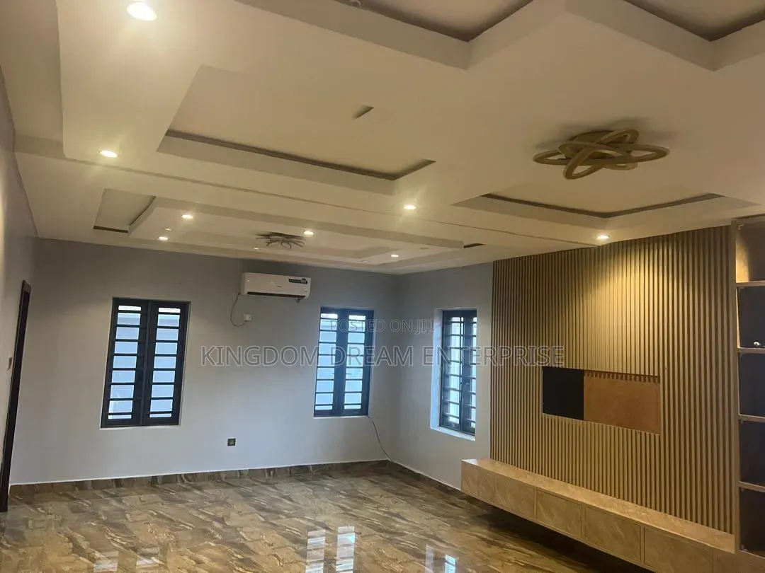 4bdrm Duplex in Toyin Ikeja Lagos for rent