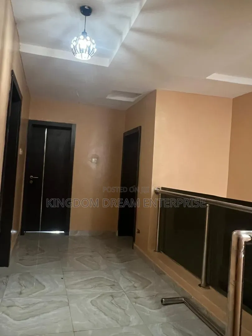 4bdrm Duplex in Toyin Ikeja Lagos for rent