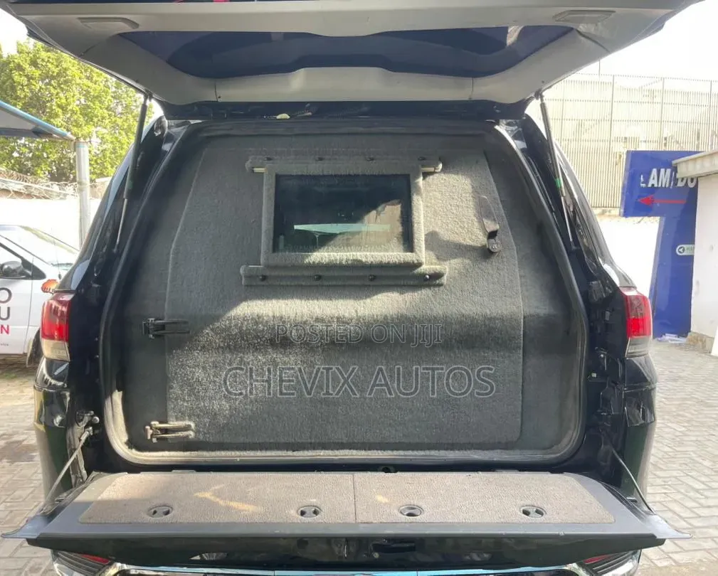 Toyota Land Cruiser 2012 Black