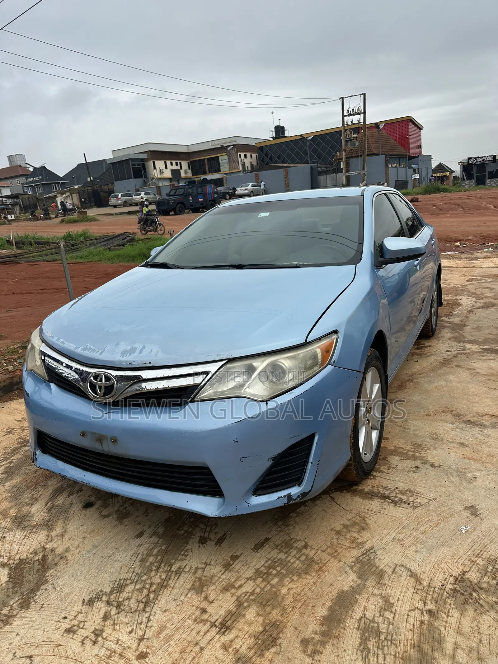 Toyota Camry LE 4dr Sedan (2.5L 4cyl 6A) 2012 Blue