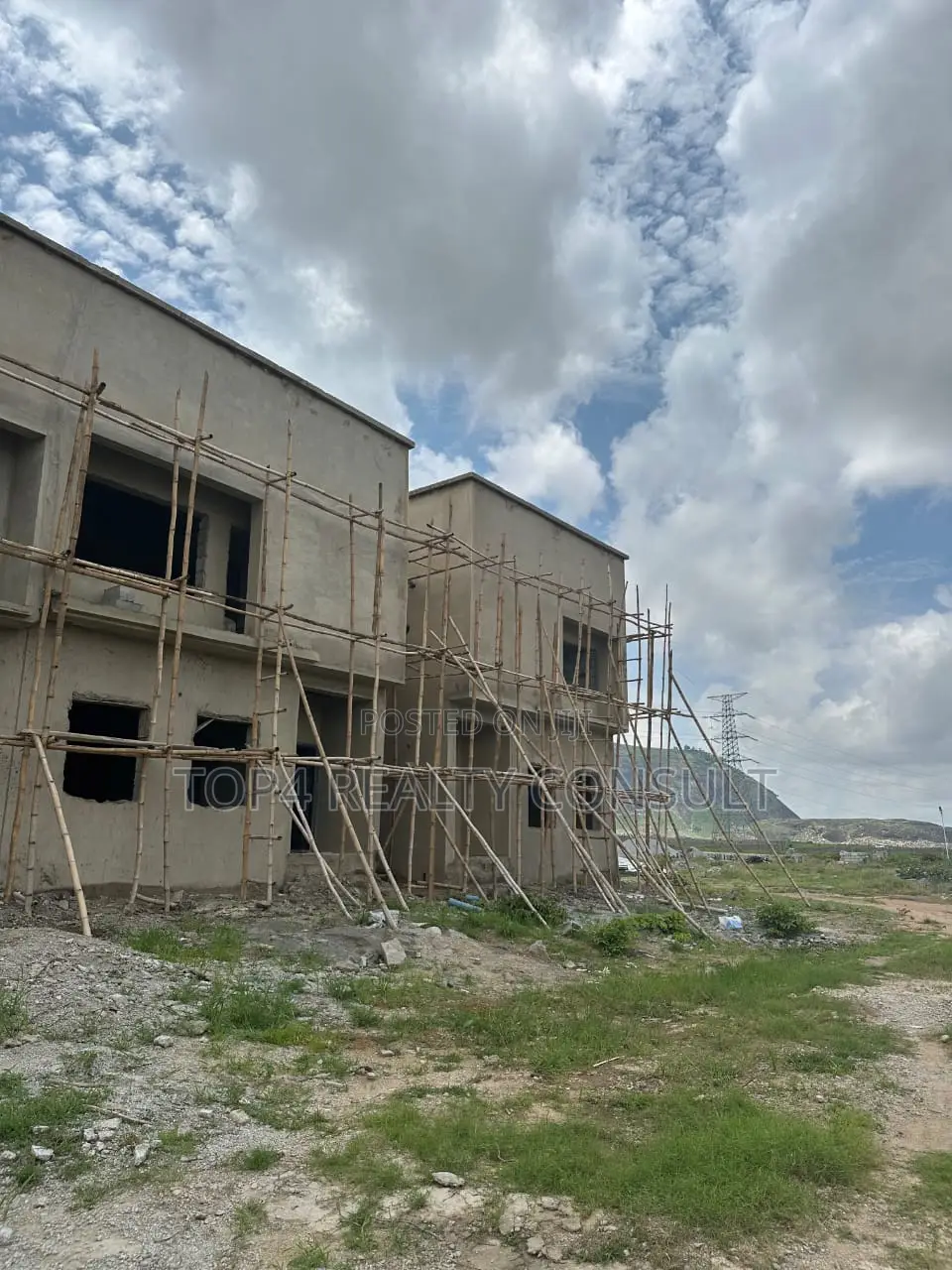 3bdrm Duplex in Crescent Garden, Kuje for sale