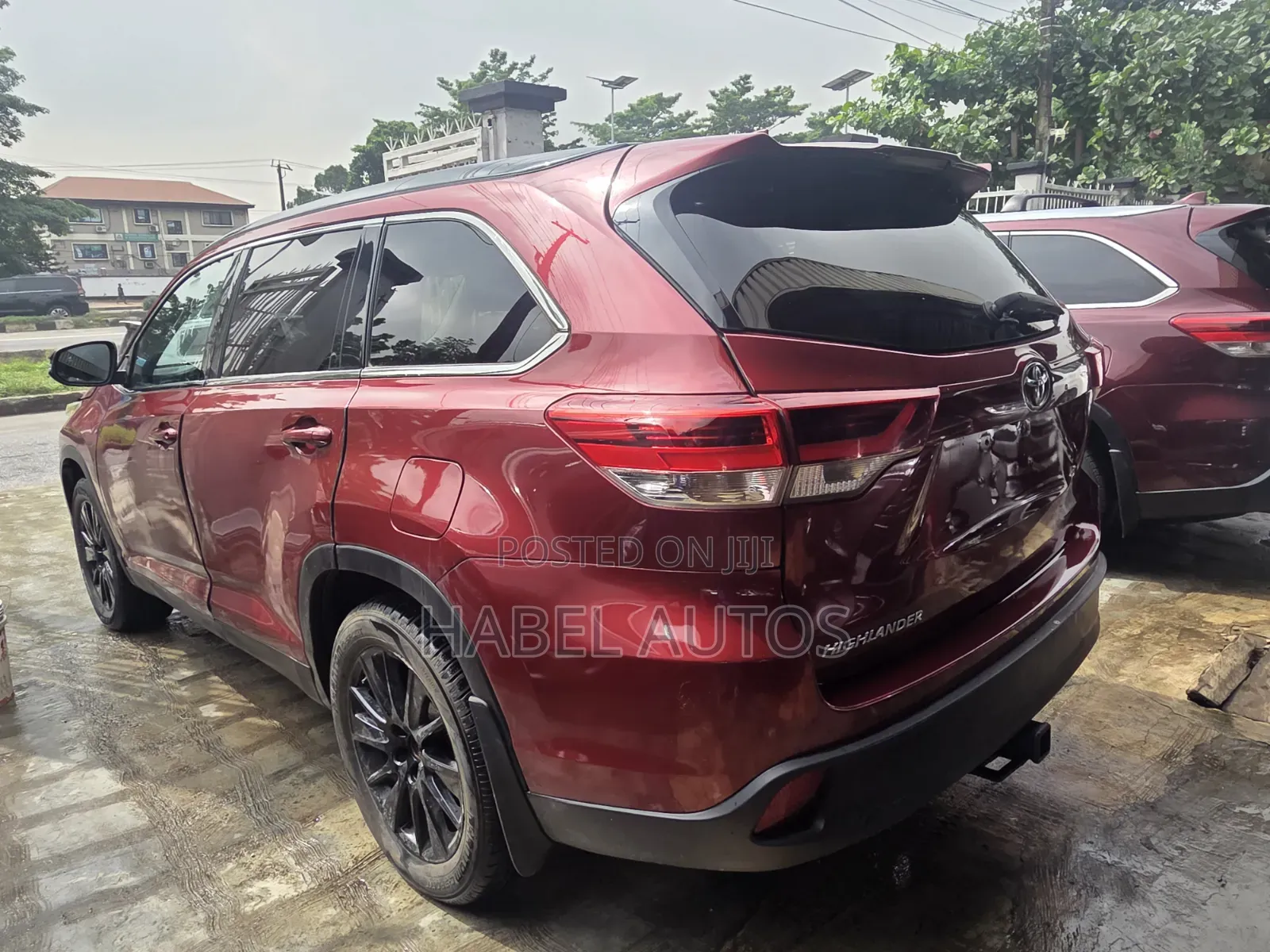 Toyota Highlander SE 2019 Burgundy