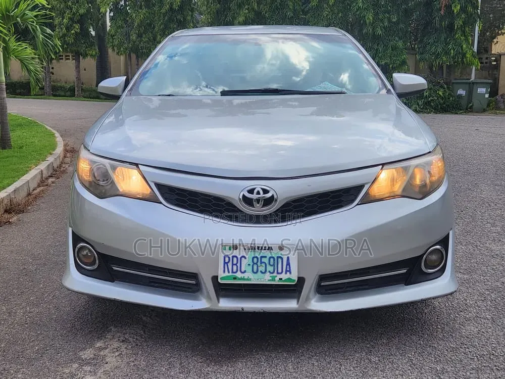 Toyota Camry 2013 Silver