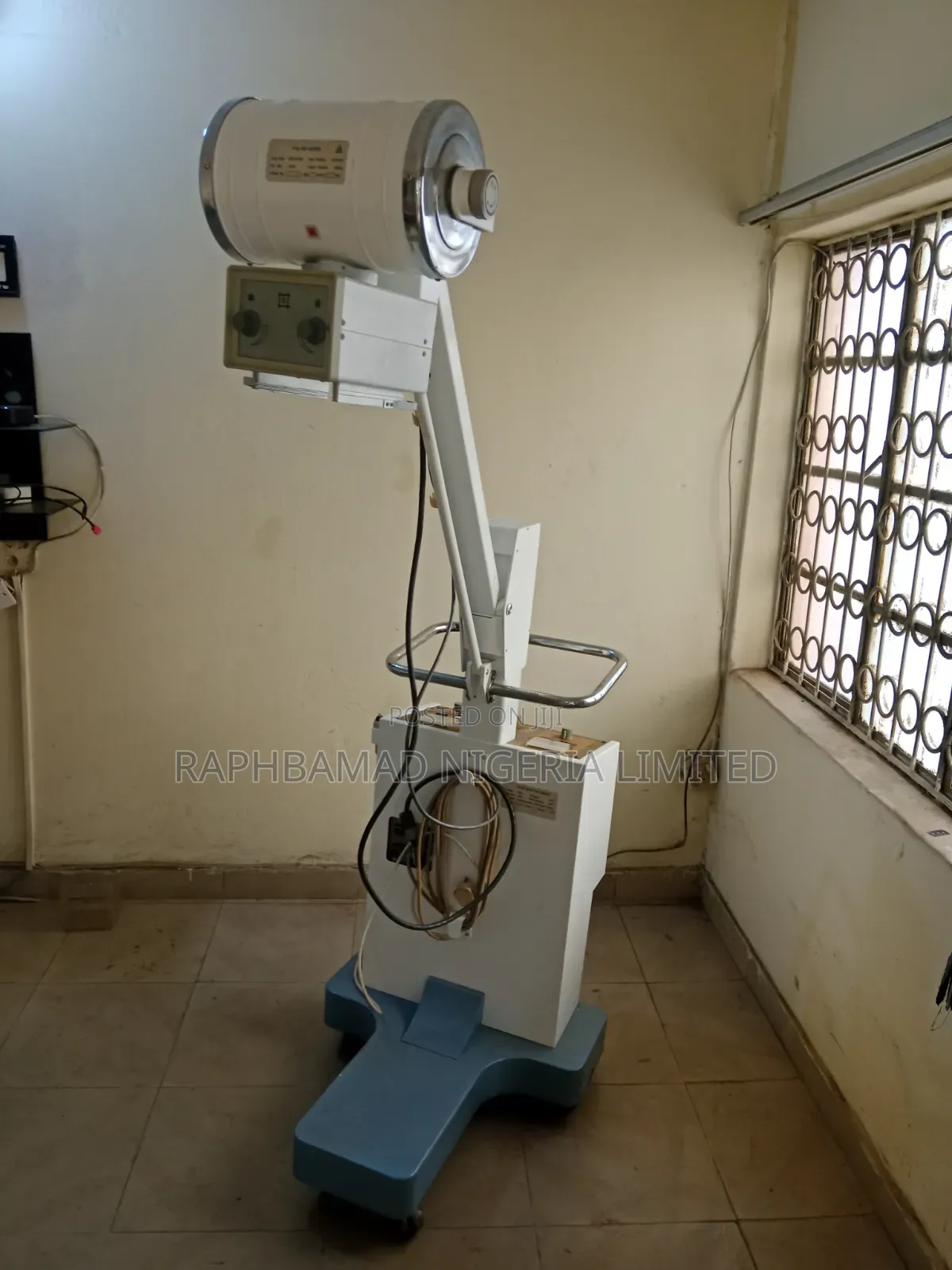 Mobile X-Ray Machine
