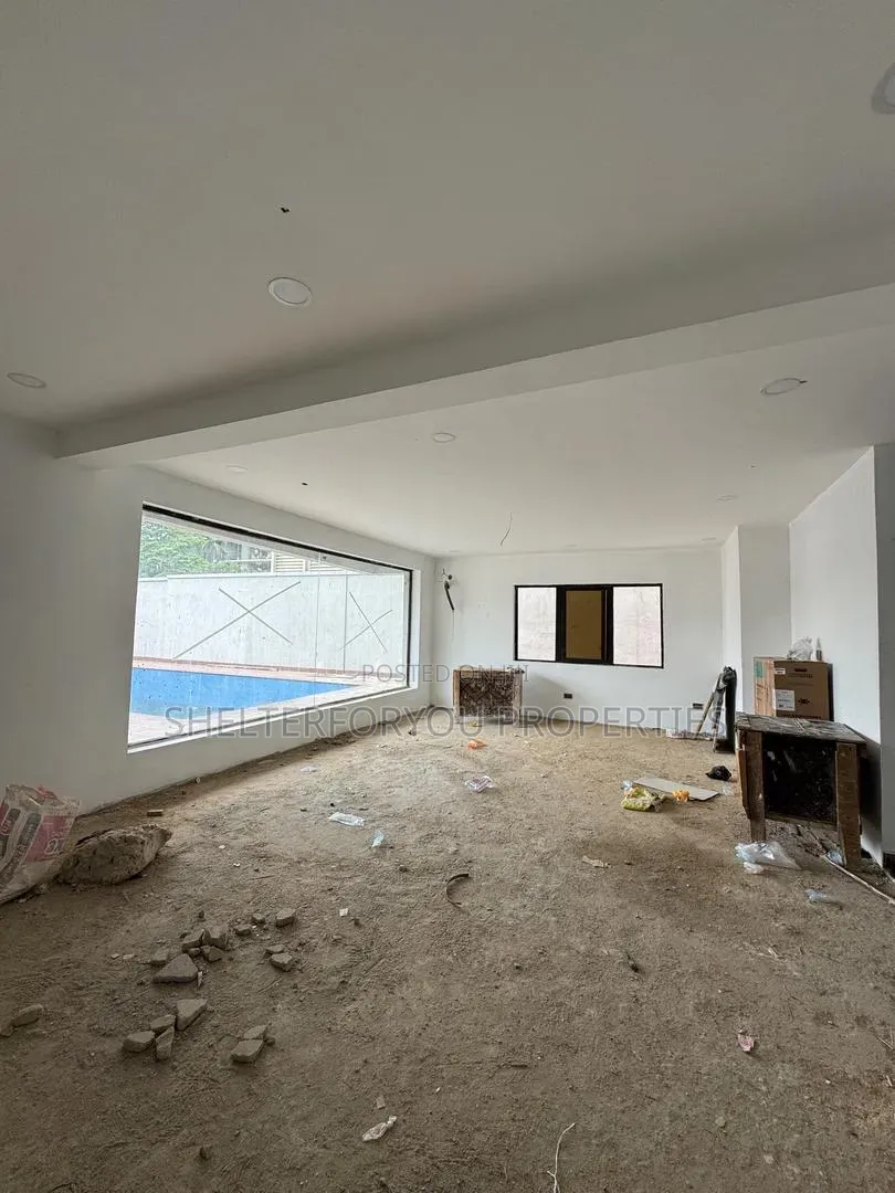 4bdrm Maisonette in Ikoyi S.W for sale