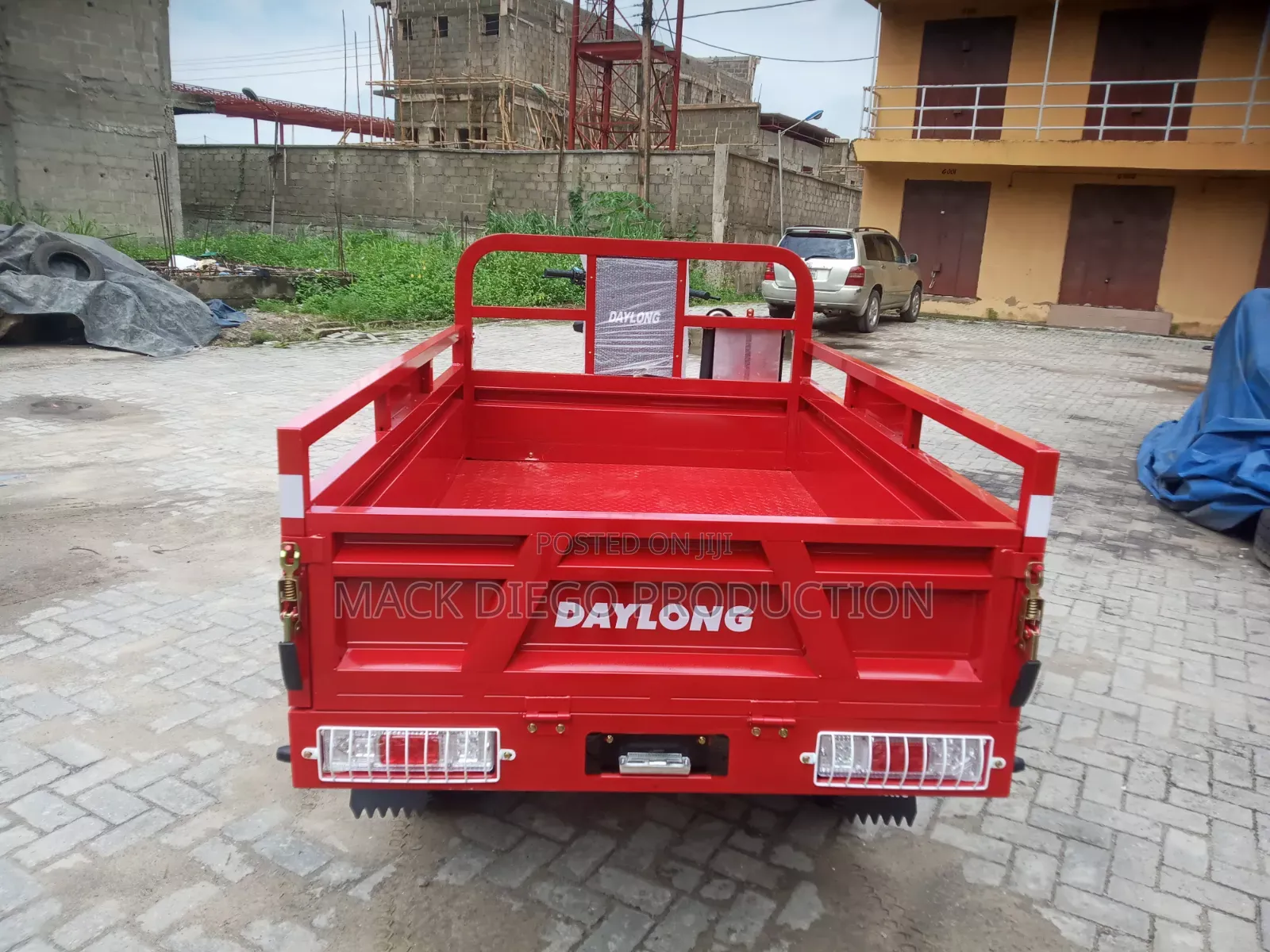 New Daylong DL200-30 2026 Red