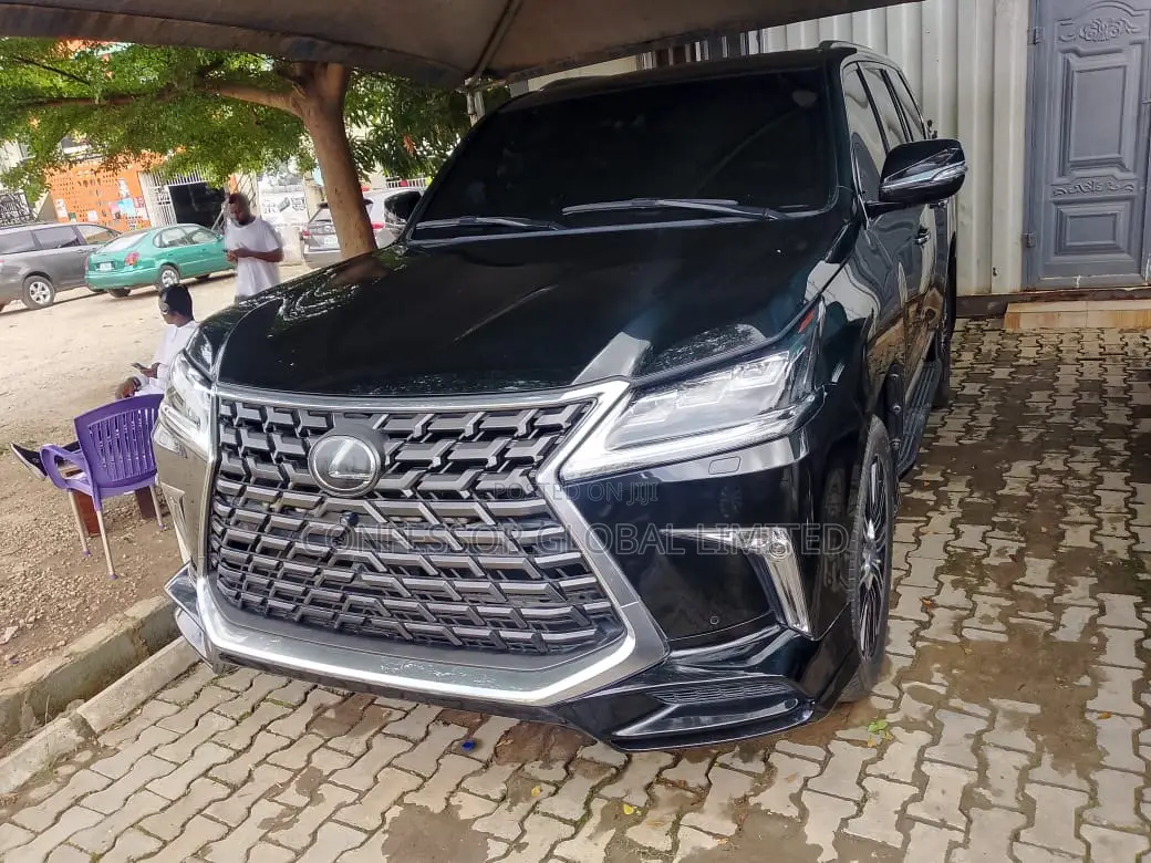 Lexus LX 2021 Black