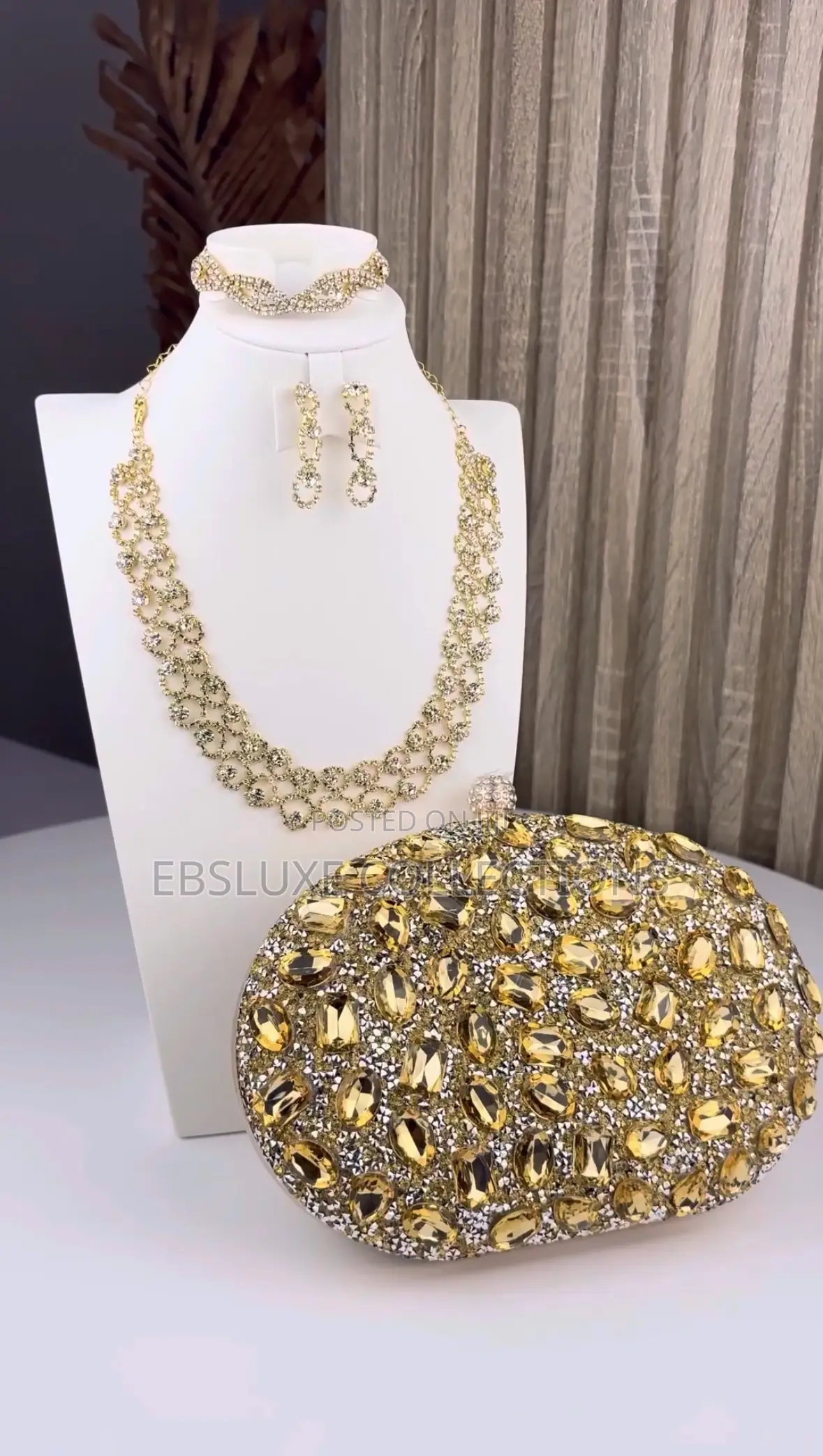 Gold Cubic Zirconia Jewelry Set and Purse