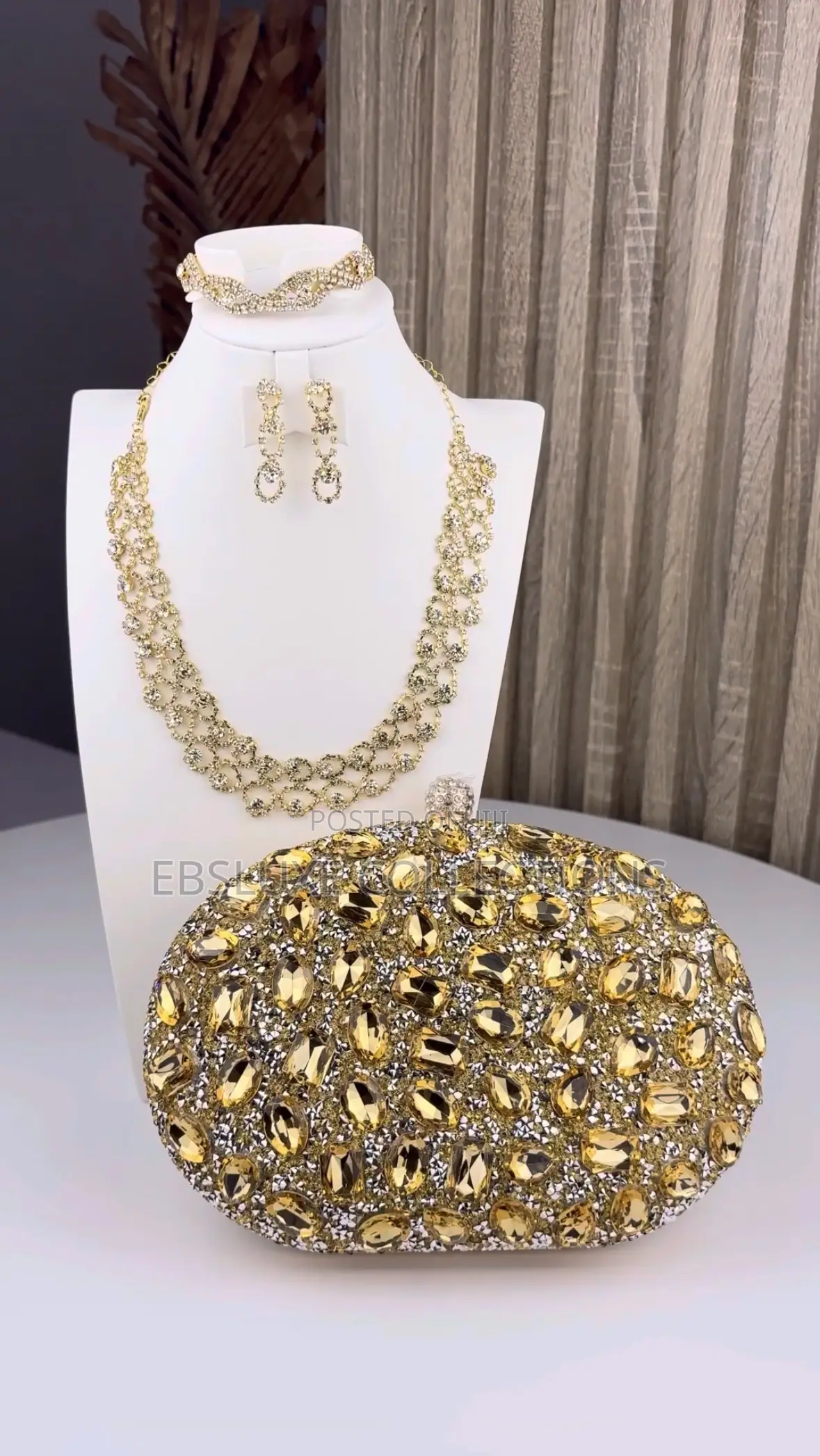 Gold Cubic Zirconia Jewelry Set and Purse