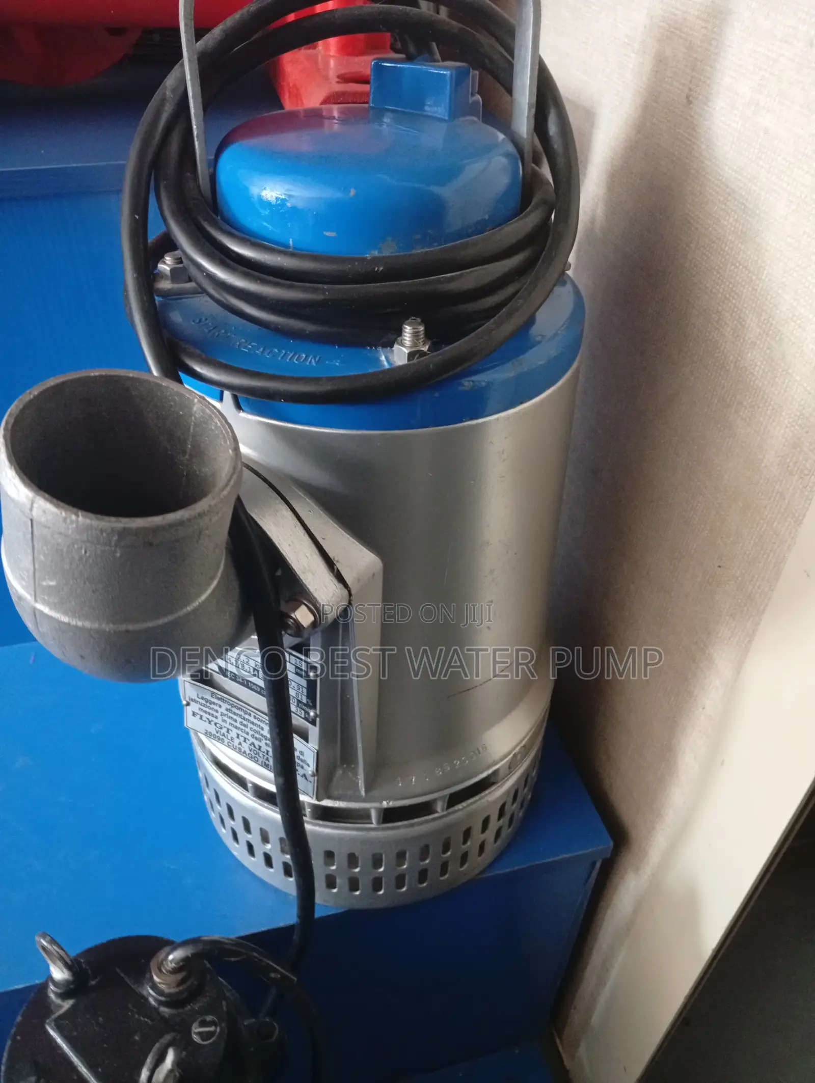 Flight Submersible Sewage Pump