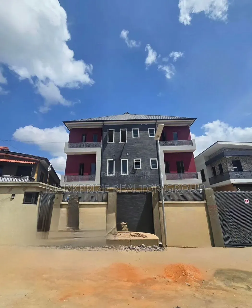 3bdrm Apartment in Gbagada Lagos for sale