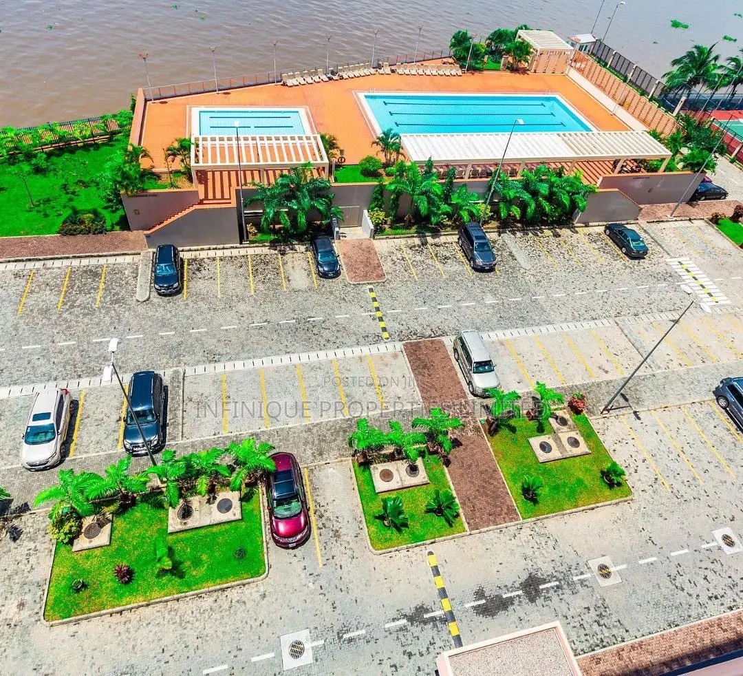 4bdrm Penthouse in Ocean Parade, Banana Island for rent