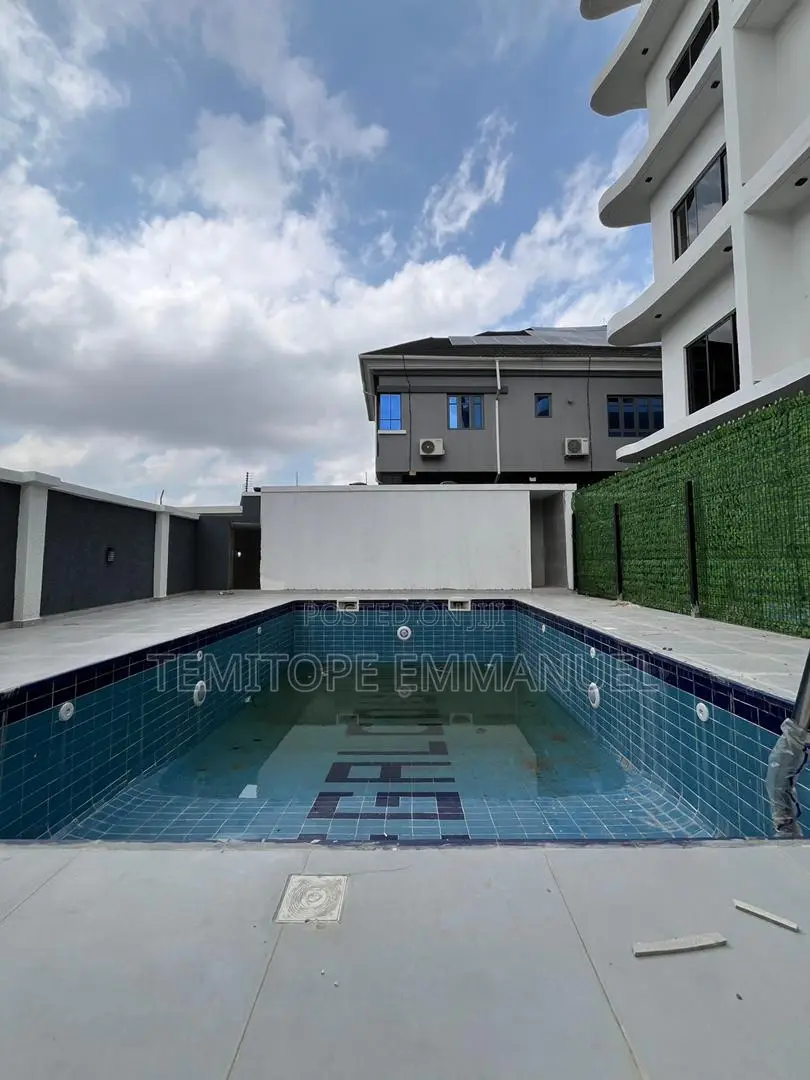 Furnished 3bdrm Apartment in Ikeja GRA for sale