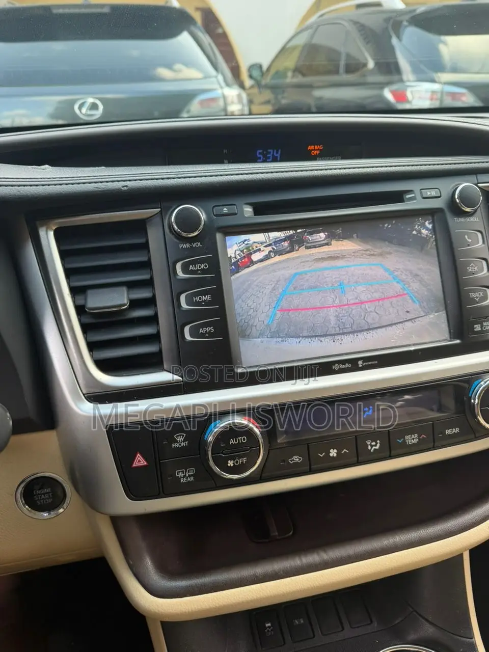 Toyota Highlander XLE 4dr SUV (3.5L 6cyl 6A) 2015 White