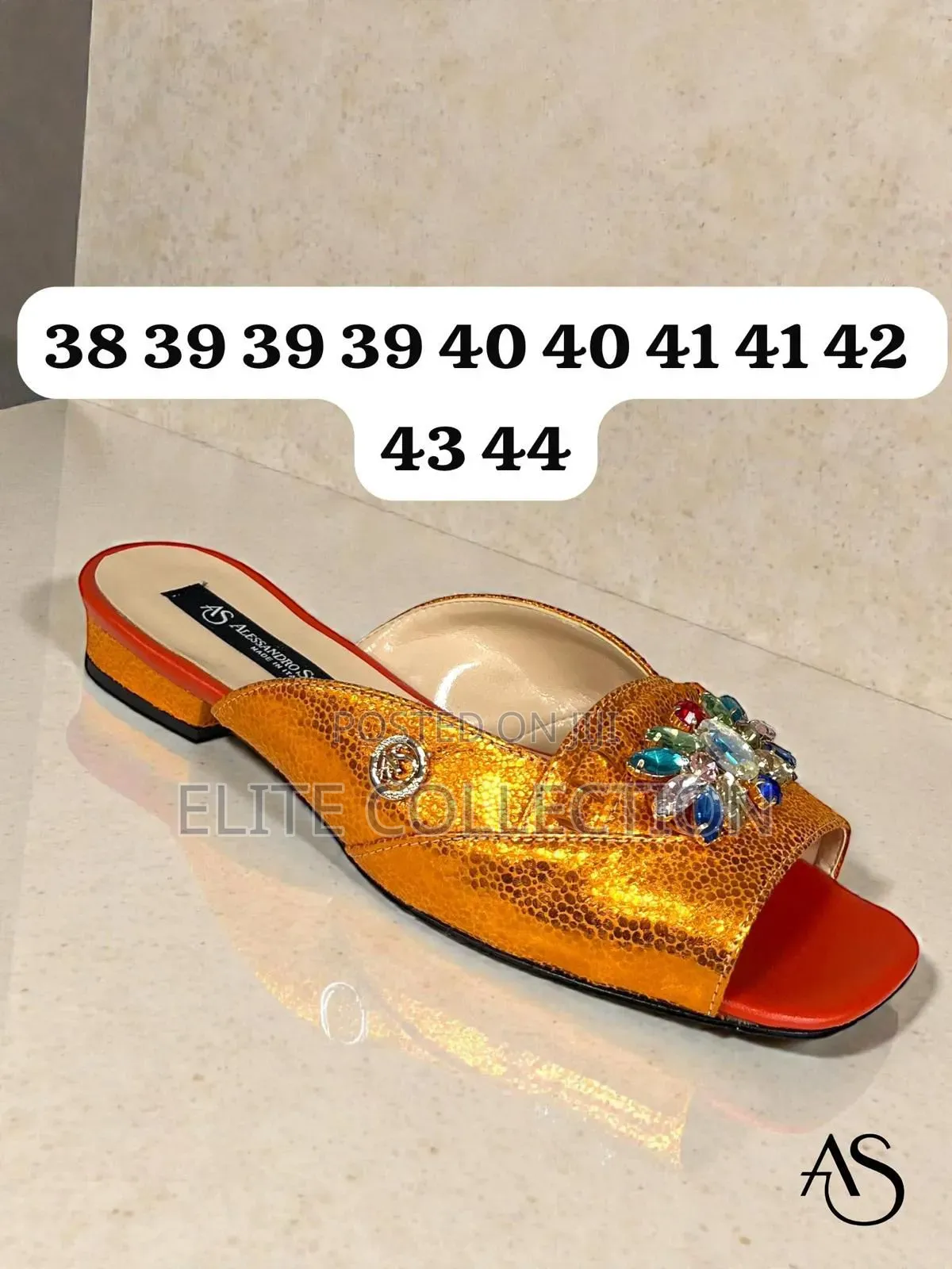 Pure Unique Leather Slide Available in Size 37-44