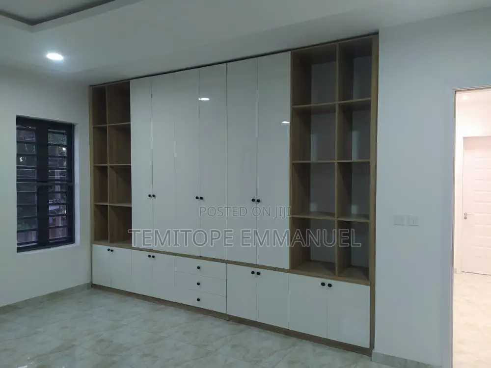Furnished 4bdrm Duplex in Victoria Island for sale