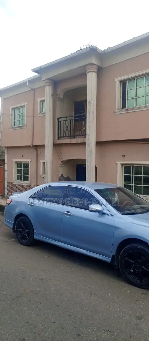 Furnished 12bdrm House in Dopemu for sale