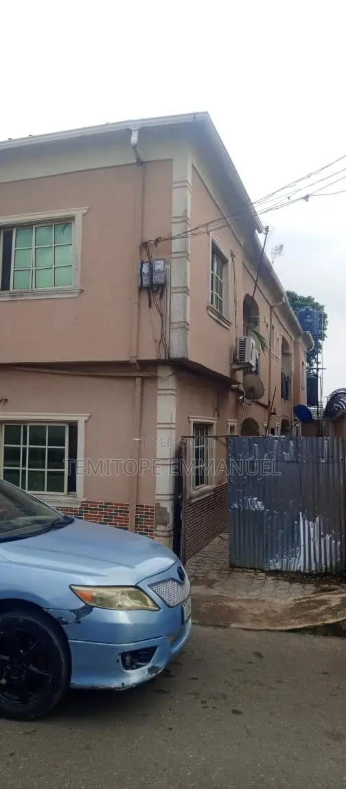 Furnished 12bdrm House in Dopemu for sale