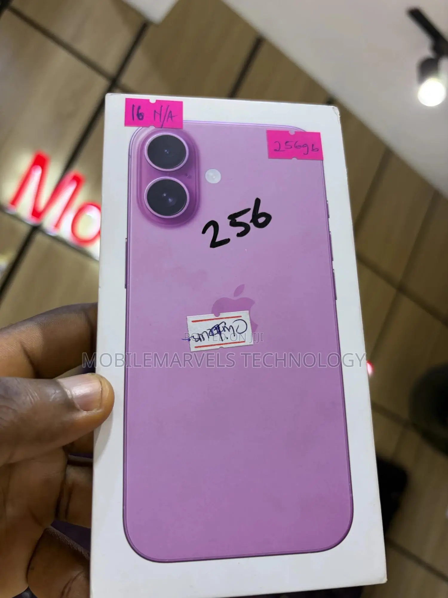 New Apple iPhone 16 256 GB Pink