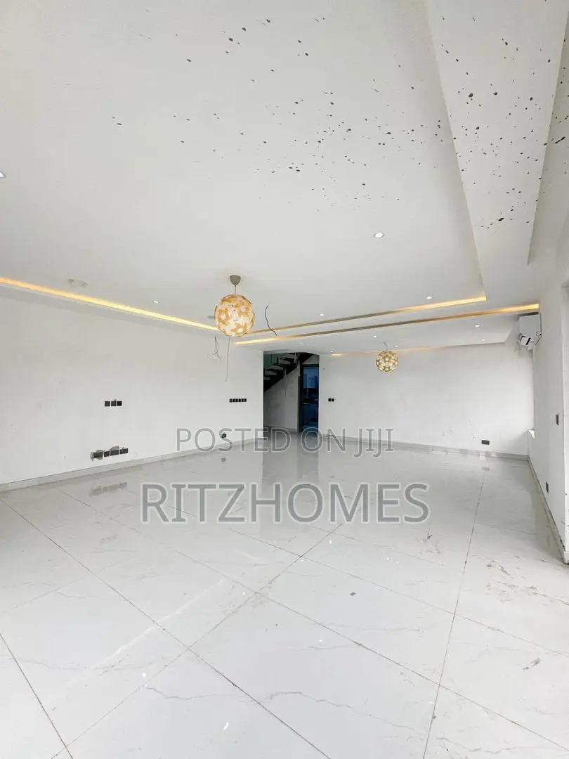 4bdrm Maisonette in Ikoyi for sale