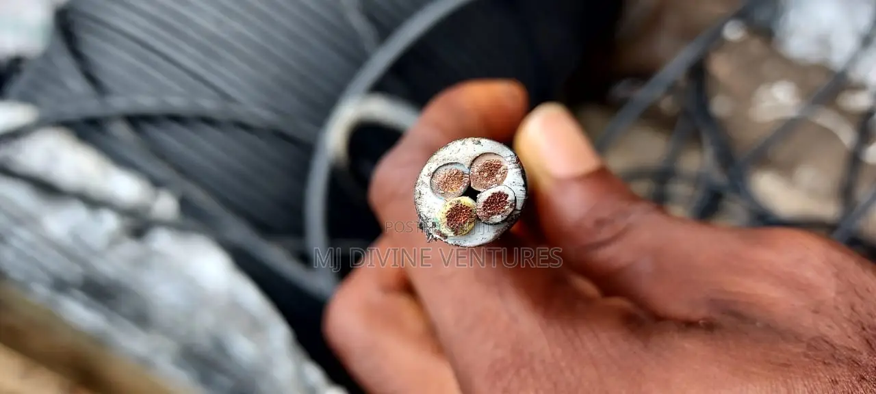 Best Quality 4mm 4 Core Flexible TRS Full Gauge Cable Wire Available