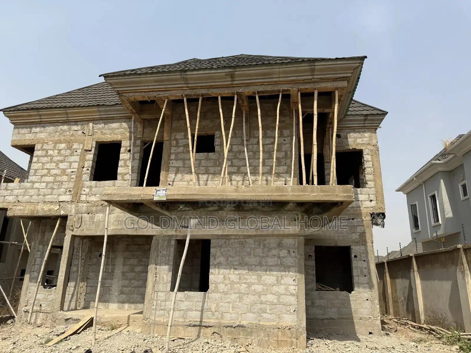 4bdrm Duplex in Lugbe District. for sale