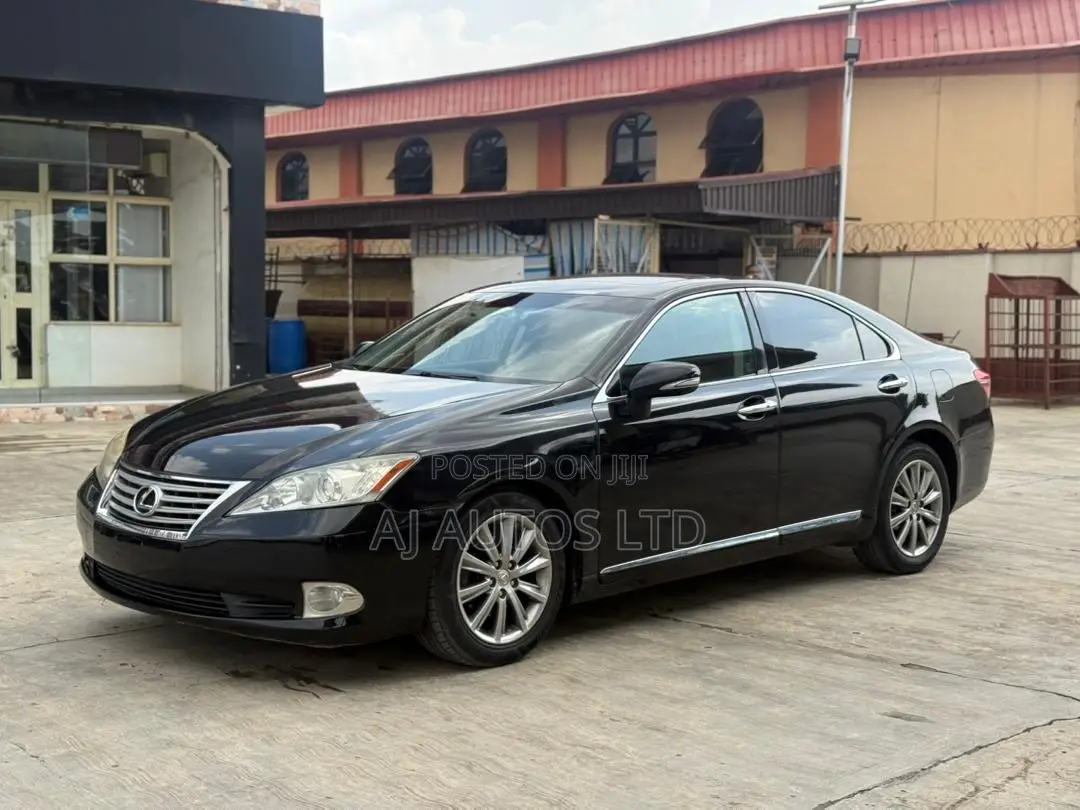Lexus ES 2012 Black