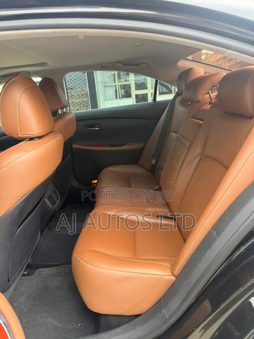 Lexus ES 2012 Black