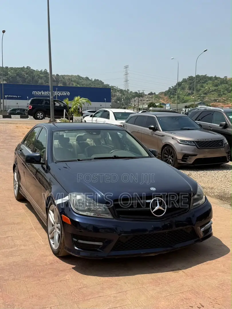 Mercedes-Benz C300 Luxury 4Matic Sedan AWD (3.5L 6cyl 7A) 2013 Blue