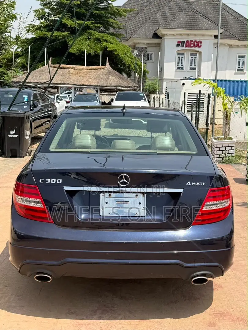 Mercedes-Benz C300 Luxury 4Matic Sedan AWD (3.5L 6cyl 7A) 2013 Blue