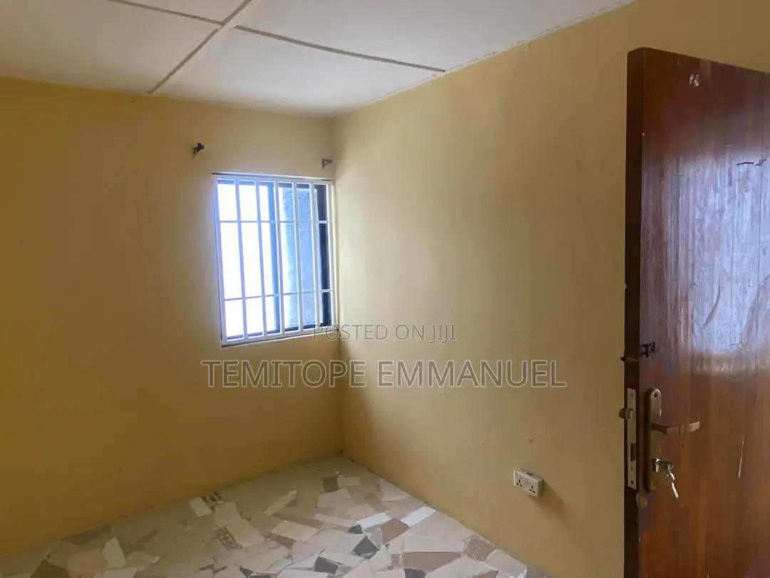 Furnished 5bdrm Duplex in Lekki Phase 1 for rent