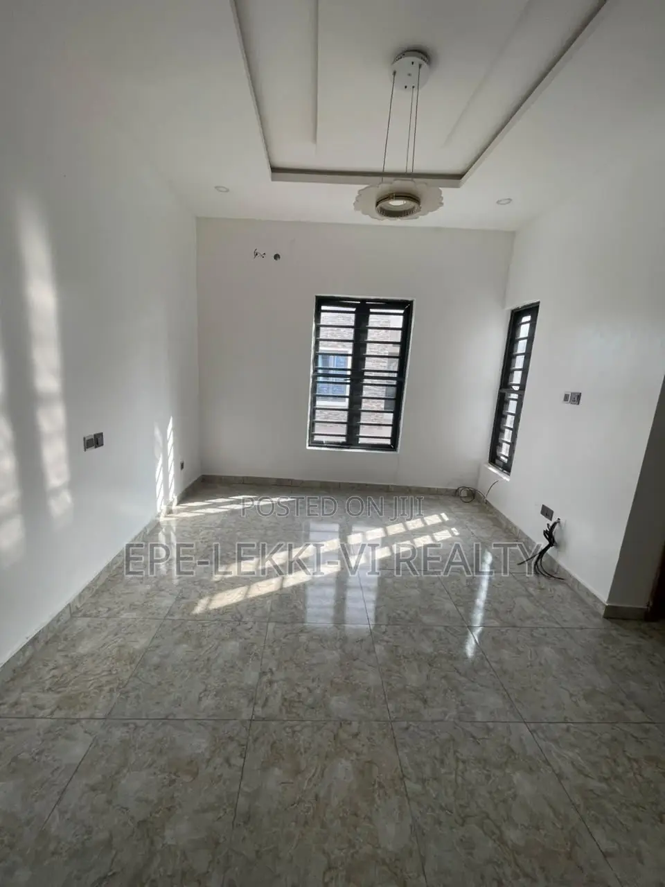 4bdrm Duplex in Lekki for rent