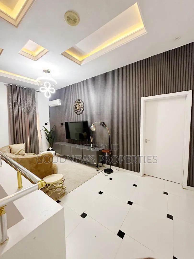 4bdrm Duplex in Ikota for rent